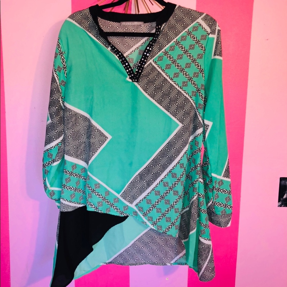 Super Cute Pattern Top!